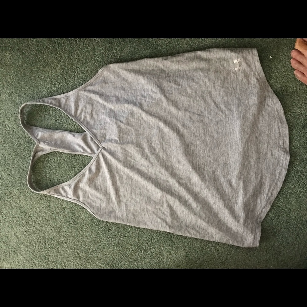 Under armour activewear top size m